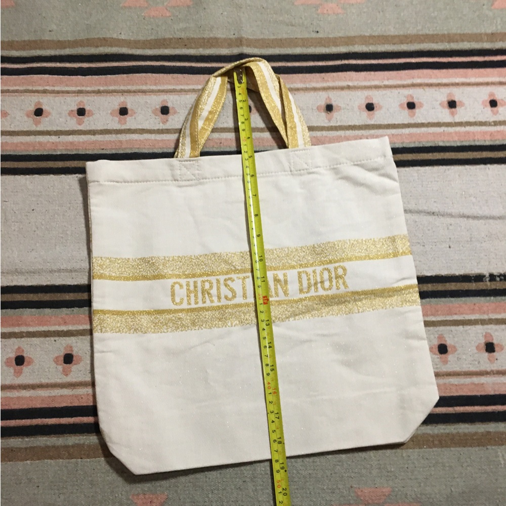 Christian Dior Gold on Beige Canvas tote bag - Picture 7 of 13